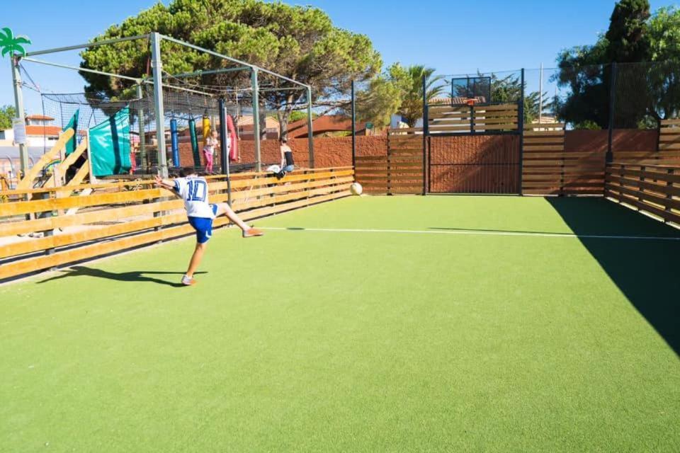 Coco - Camping Le Mar Estang Canet-en-Roussillon Zewnętrze zdjęcie